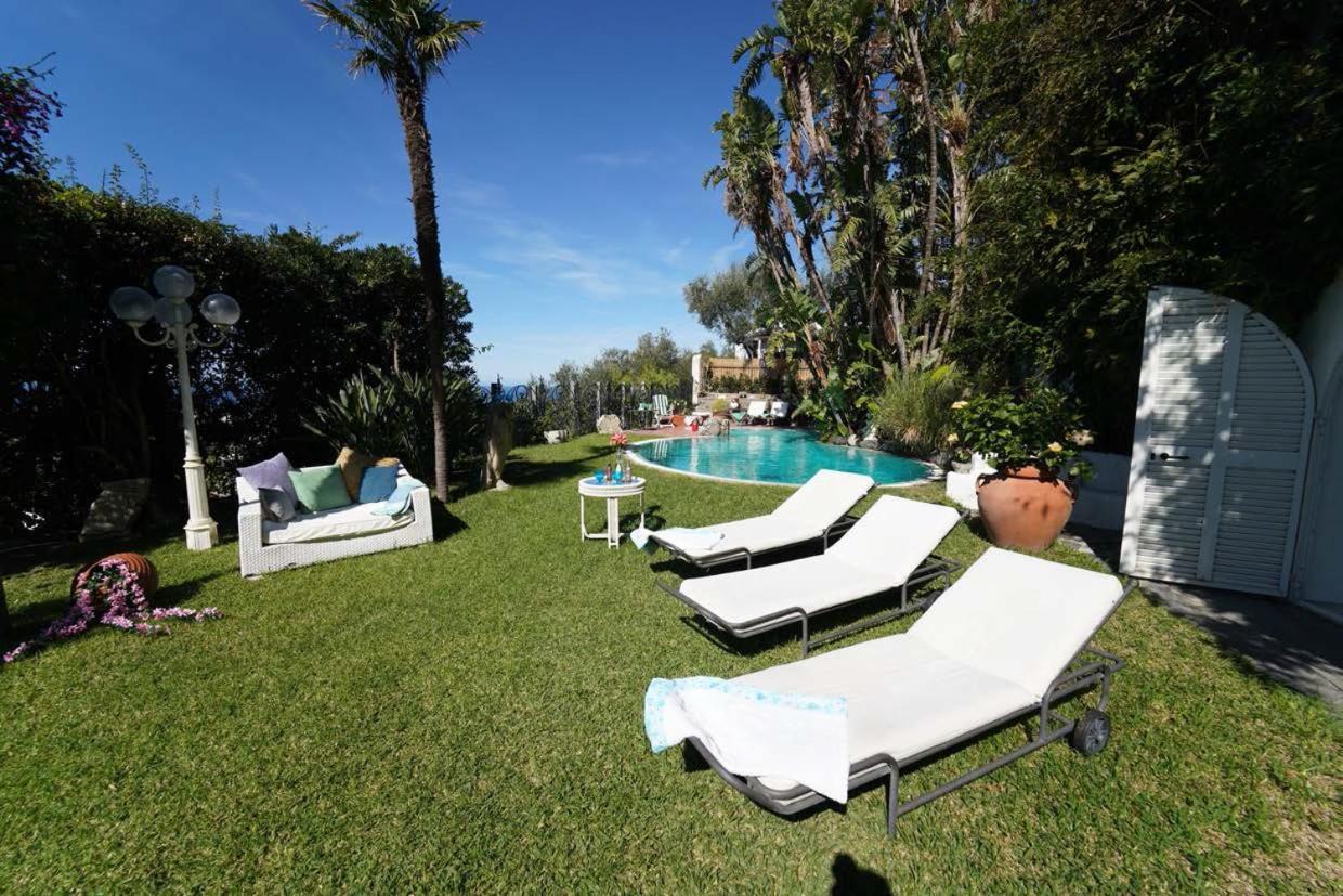 Villa Le Palme Форио Экстерьер фото
